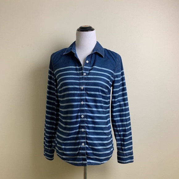 Crown & Ivy denim Shirt. Size S - Picture 4 of 7